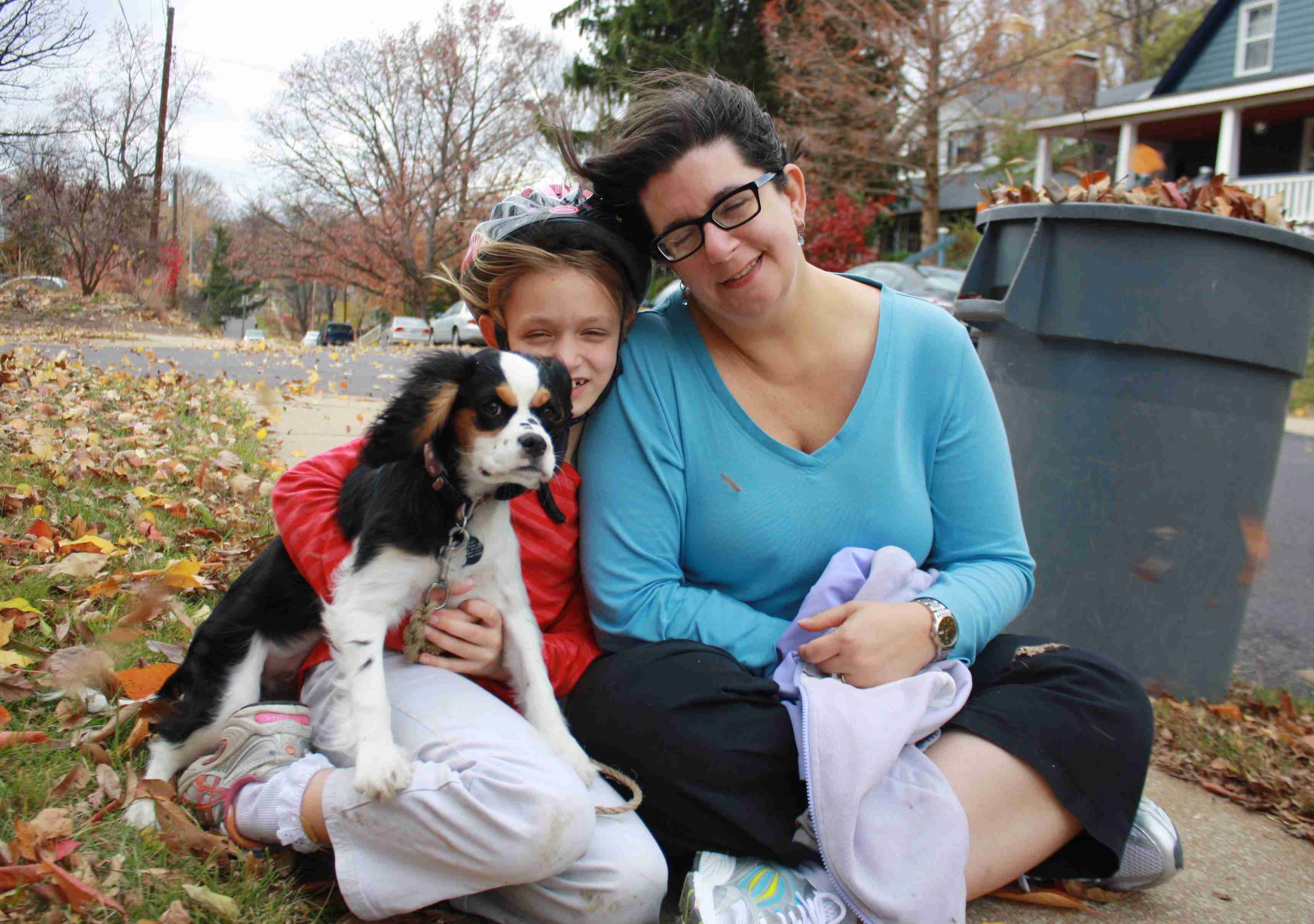 2012-11-11 Cate Gussie and Bethany.jpg